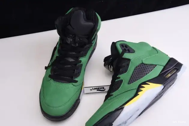 1st Kicks 5 Air Ducks CK6631-307 Oregon Jordan SE 0615